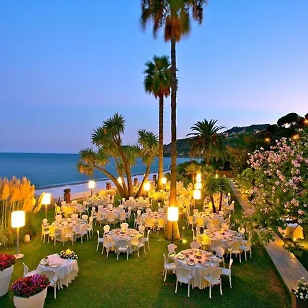 Hotel Caparena 4*