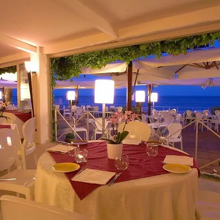 Hotel Caparena
